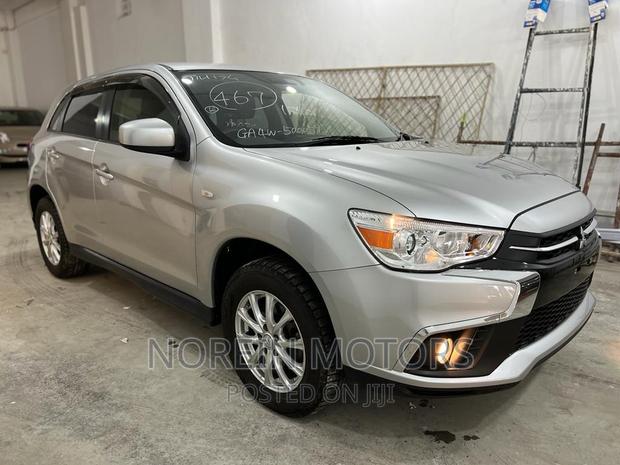 2017 Mitsubishi RVR Silver: A Modern and Reliable Choice