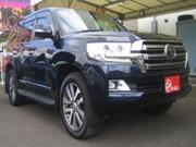 Used 2016 Toyota Land Cruiser in Blue - Luxurious Off-Roading Vehicle for sale
