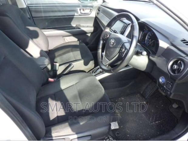 2016 Toyota Corolla Fielder in Silver - High-quality SUV at Great Price