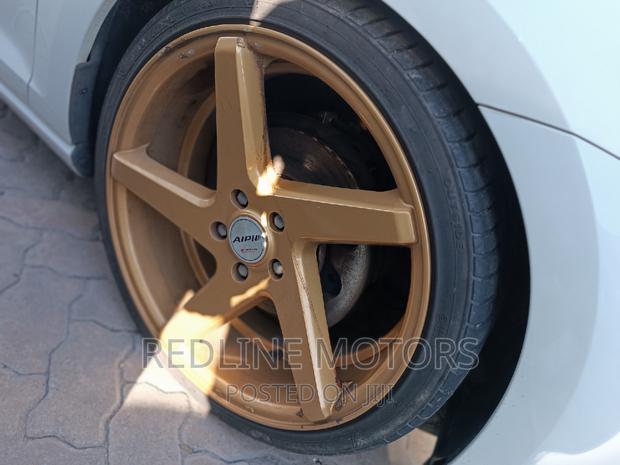 4-Door White Volkswagen Golf TSI SE: Fuel-Efficient 2016 Model
