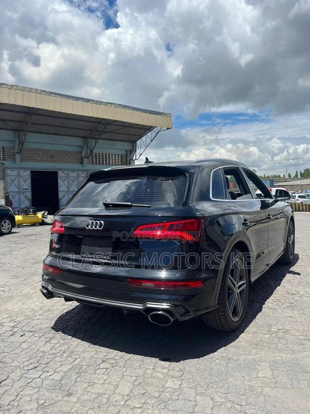 2018 Audi SQ5 3.0T Premium Plus AWD - Sleek Black