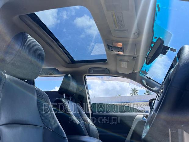 Brown Pre-owned 2017 Toyota Land Cruiser Prado 2.8