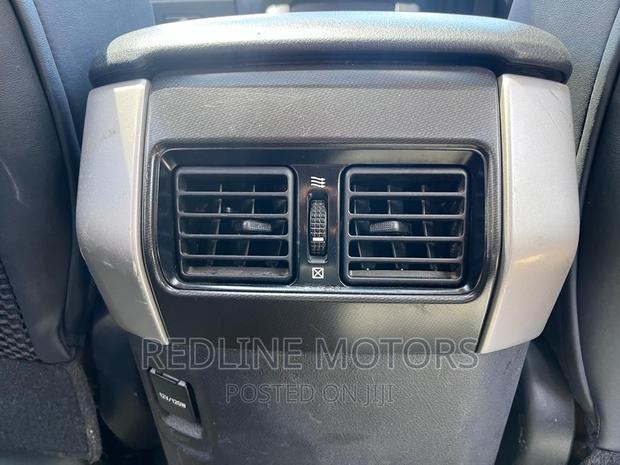 Brown Pre-owned 2017 Toyota Land Cruiser Prado 2.8
