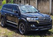 Pre-owned 2018 Toyota Land Cruiser 4.6 V8 ZX Black - Luxury Off-Road Masterpiece for sale