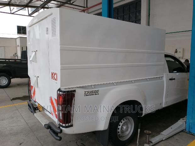 2023 Isuzu D-MAX White: Unleash the Ultimate Pickup Experience