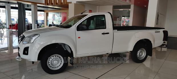 2023 Isuzu D-MAX White: Unleash the Ultimate Pickup Experience