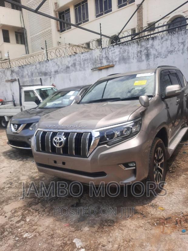 2016 Toyota Land Cruiser Prado Gold Edition: 7-Seat 3.0 D-4D with 190 HP
