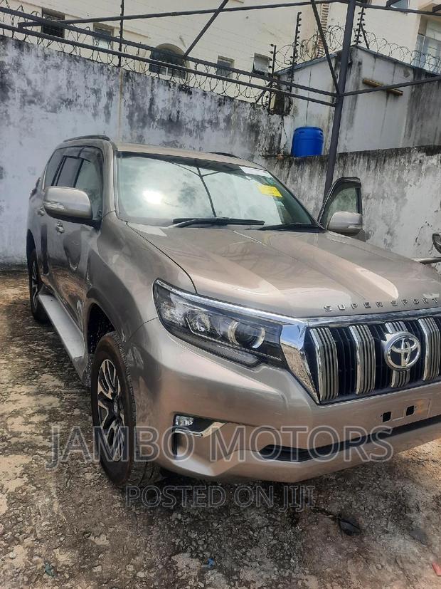 2016 Toyota Land Cruiser Prado Gold Edition: 7-Seat 3.0 D-4D with 190 HP