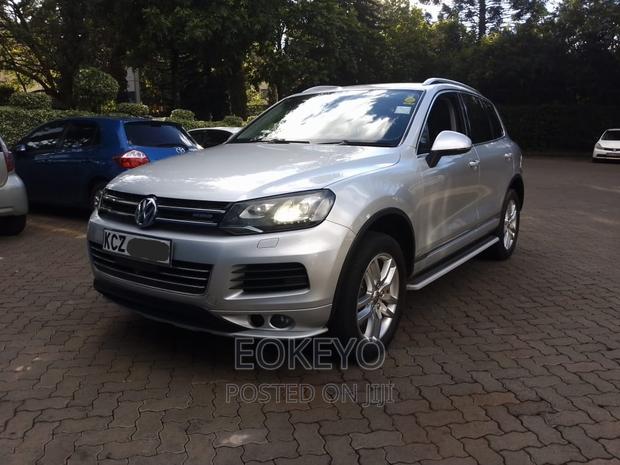 2013 Volkswagen Touareg Hybrid - Silver Edition, Low Mileage, Great Deal