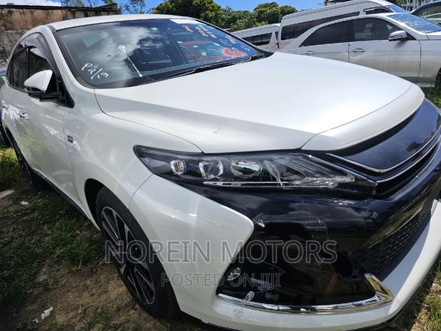 2017 Toyota Harrier in Pearl - Certified Pre-owned Luxury SUV