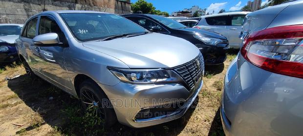 2016 Toyota Premio Silver: Stylish and Economical Sedan