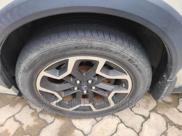 2016 Subaru XV Off-White: Two Standout Versions to Choose From