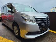 2017 Toyota Noah Silver - Functional & Spacious Minivan for sale