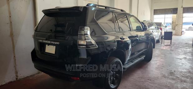 2016 Toyota Land Cruiser Prado Black Luxury SUV