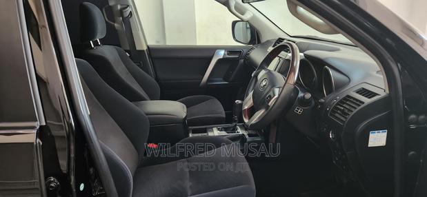 2016 Toyota Land Cruiser Prado Black Luxury SUV