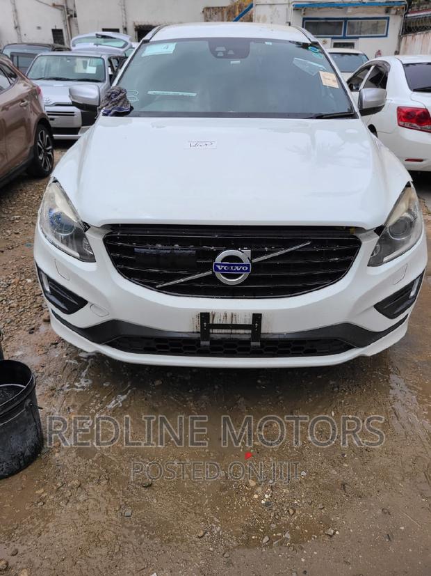 2016 Volvo XC60 in White - Luxury Performance