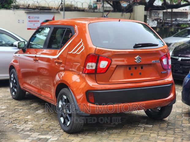 2017 Suzuki Ignis Orange: Compact SUV with a Pop of Color