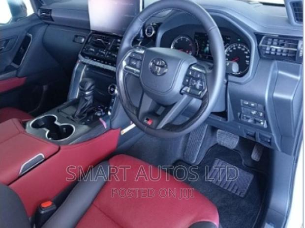 2022 Land Cruiser Pearl - Latest Edition Toyota SUV