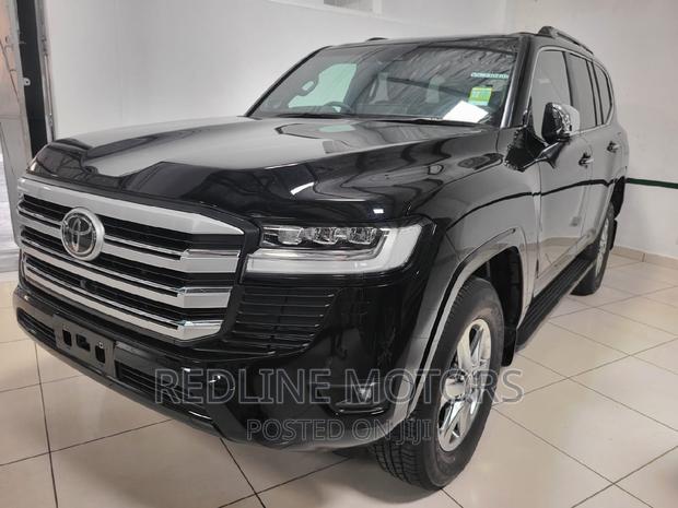 New 2022 Toyota Land Cruiser Black: Powerful & Stylish Off-Roader