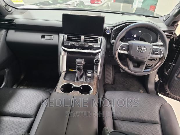 New 2022 Toyota Land Cruiser Black: Powerful & Stylish Off-Roader