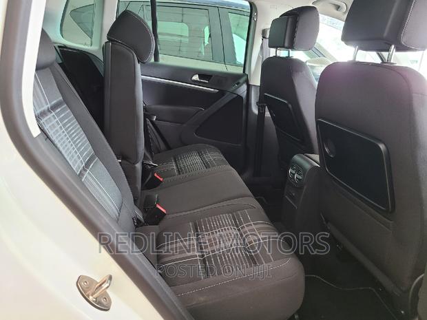 2016 Volkswagen Tiguan - Pearl Trim Level