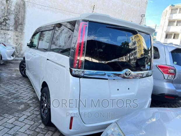 White 2016 Toyota Noah: Spacious and Luxurious Minivan