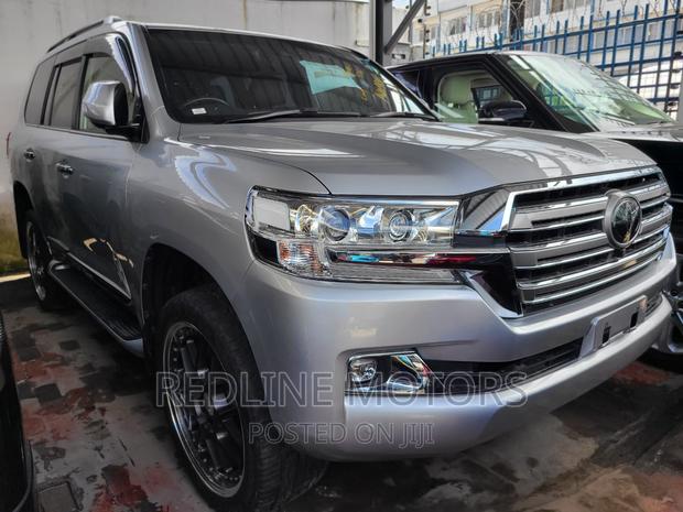 2017 Toyota Land Cruiser Silver - Pre-Owned Luxury SUV for Sale