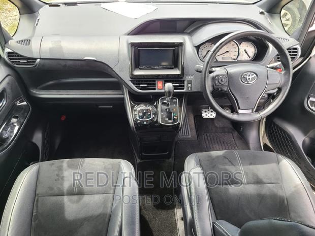 2016 Toyota Noah in White: Comfortable and Durable Minivan