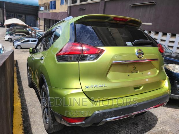 Nissan X-Trail 2017: Fuel-Efficient SUV for Adventure Seekers