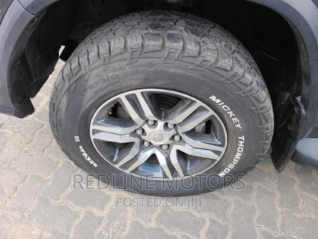 Gray Toyota Fortuner 2018 - Powerful and Stylish