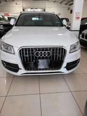 Audi Q5 2017 in White: Sleek SUV for Sale Today for sale