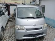 Reliable 2016 Toyota TownAce Silver: Affordable Luxury for sale