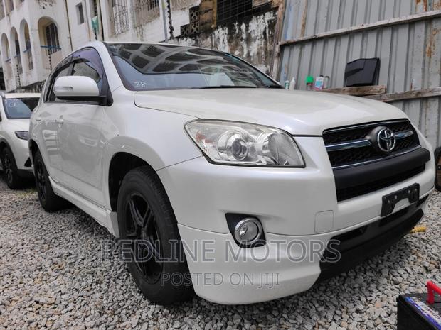 2016 Toyota RAV4 in White: Premium Compact SUV
