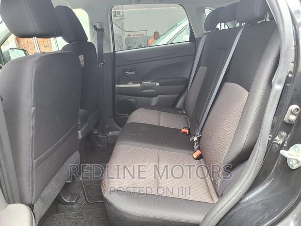 Mitsubishi RVR 2017 Black: Stylish and Efficient SUV for Sale