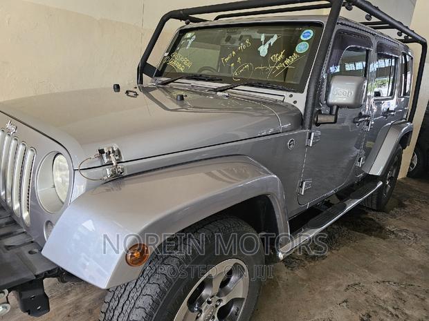 2017 Jeep Wrangler Silver - Used Off-Road Adventure Vehicle