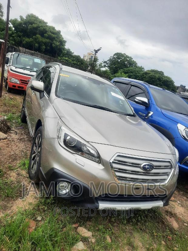 2016 Subaru Outback 2.5i AWD - Used Gold