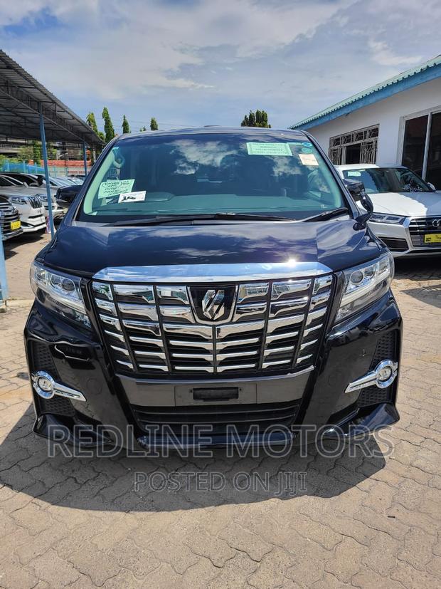 Experience 2017 Toyota Alphard in Black: Prestige on Wheels
