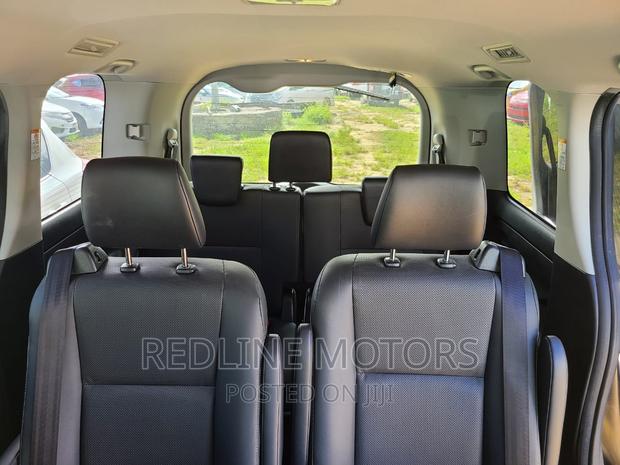 2016 Toyota Esquire in Pearl - Luxury Sedan Available