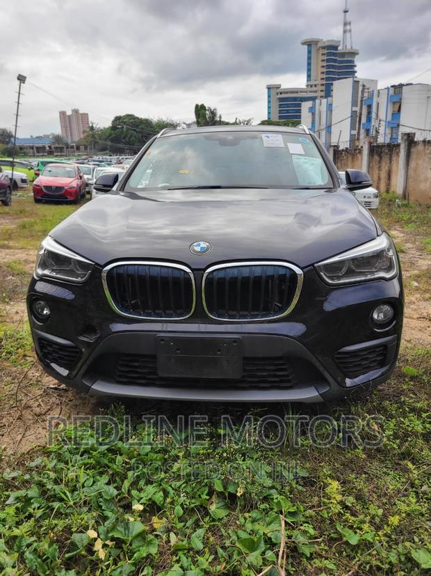 BMW X1 xDrive28i AWD 2016 - Black SUV, Quality Pre-Owned