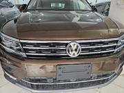 2017 Tiguan Brown - Volkswagen's Compact SUV with Elegant Brown Hue for sale