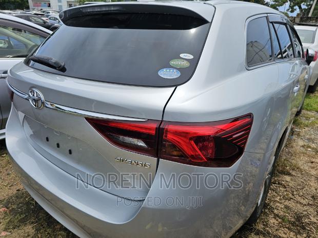2017 Toyota Avensis Silver - Affordable Luxury