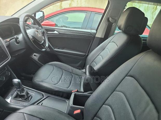 New 2019 Volkswagen Tiguan Black Edition - Elevate Your Drive Today