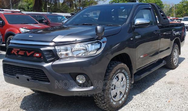 2017 Toyota Hilux in Gray: The Stylish Pickup for Adventure Lovers