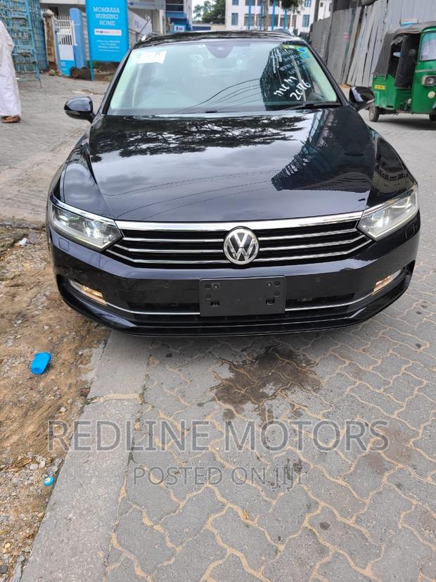 Volkswagen Passat 2017 - Black - Sophisticated and Stunning