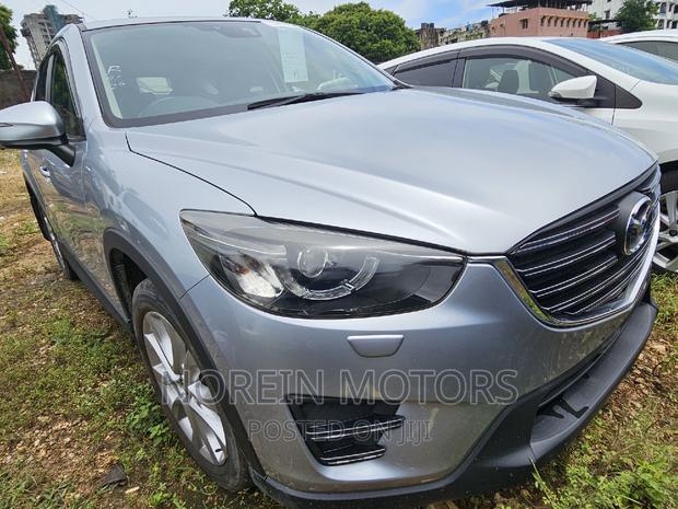 2016 Mazda CX-5 in Stylish Silver: Ideal Family SUV