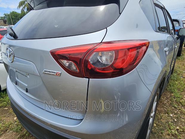 2016 Mazda CX-5 in Stylish Silver: Ideal Family SUV