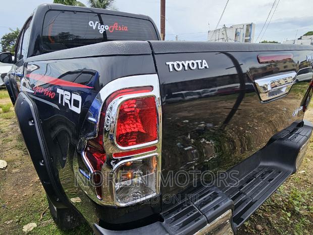 2017 Toyota Hilux in Black: The Ultimate Adventure Vehicle