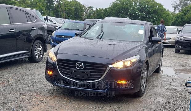 Mazda Axela 2016 Blue: Perfect for City Driving