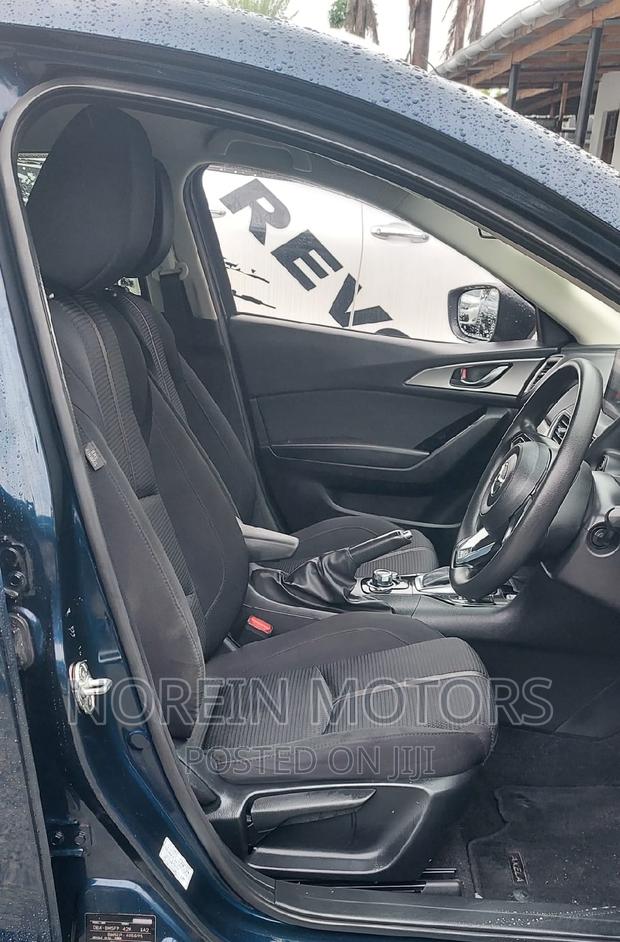 Mazda Axela 2016 Blue: Perfect for City Driving