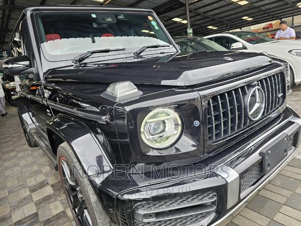2019 Mercedes-Benz G-Class Black Edition: The Ultimate Off-Road Luxury Vehicle